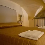 Mozza Suite